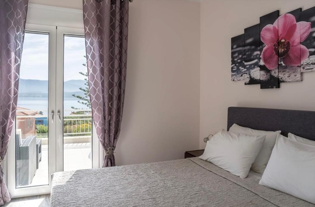 Diwani Luxury Villas Lixouri Luaran gambar