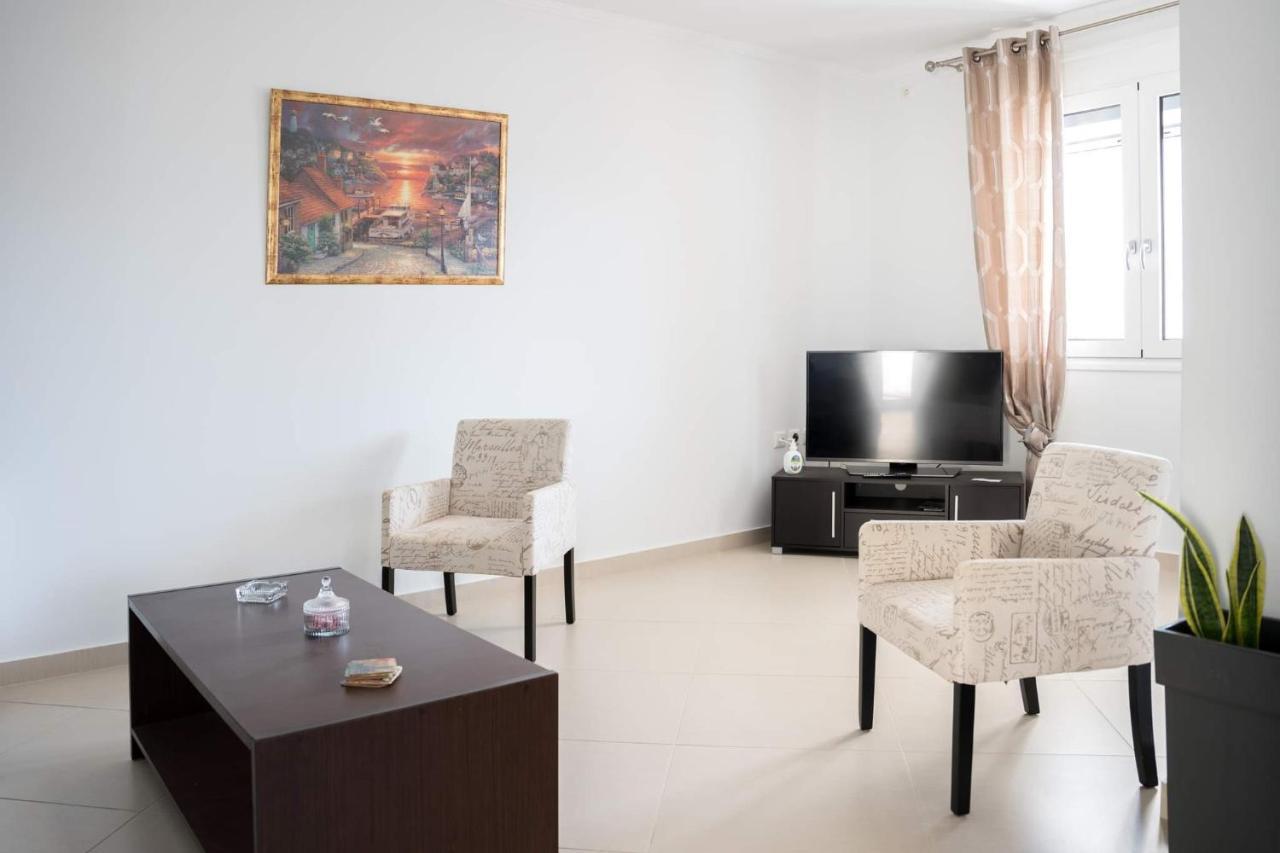 Diwani Luxury Villas Lixouri Luaran gambar