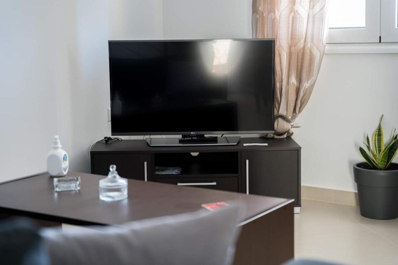 Diwani Luxury Villas Lixouri Luaran gambar